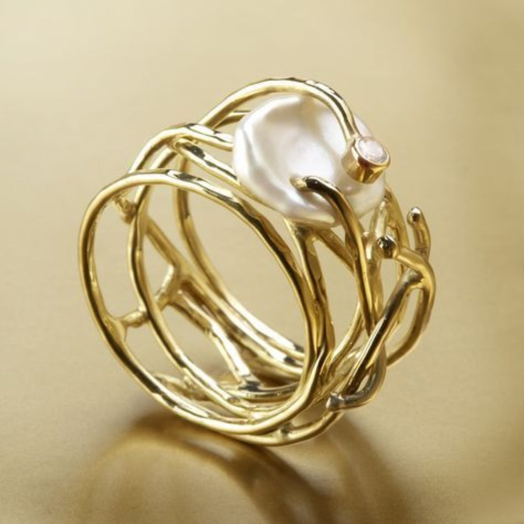 Samira - Thin Golden & Pearl Ring | Last Day 80% Off!