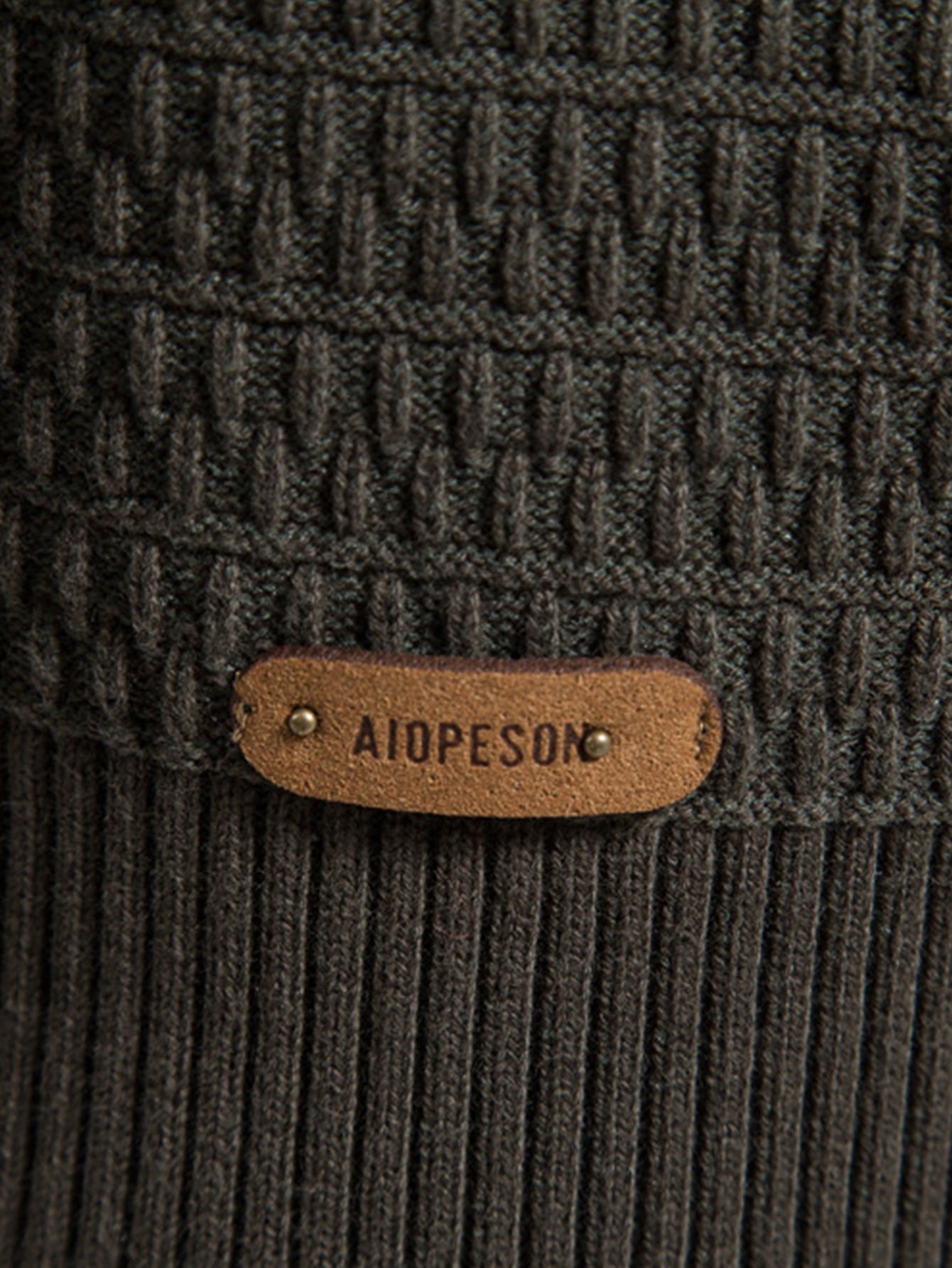 Knitted sweater with structured stand-up collar and buttons | Last day 80% off!