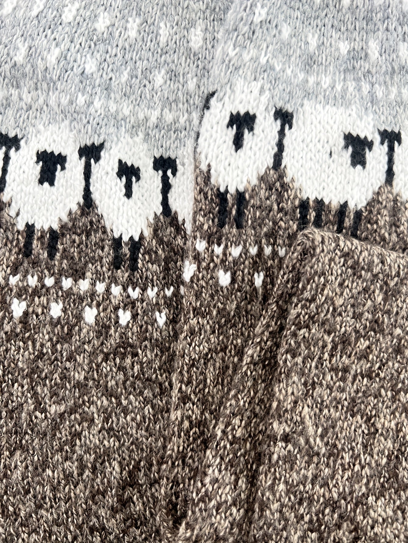 Nordic™ | Elegant Winter Sweater with Sheep Jacquard Pattern | Last Day 80% Off!