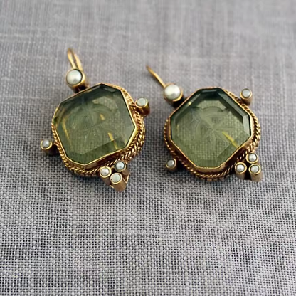 Maeble Vintage Earrings with Green Stone and Pearl | Last Day 80% Off!