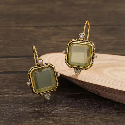 Maeble Vintage Earrings with Green Stone and Pearl | Last Day 80% Off!