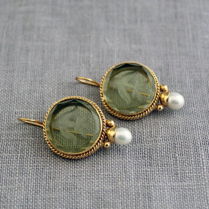 Penelope Vintage earrings with green stone and pearl | Last day 80% off!