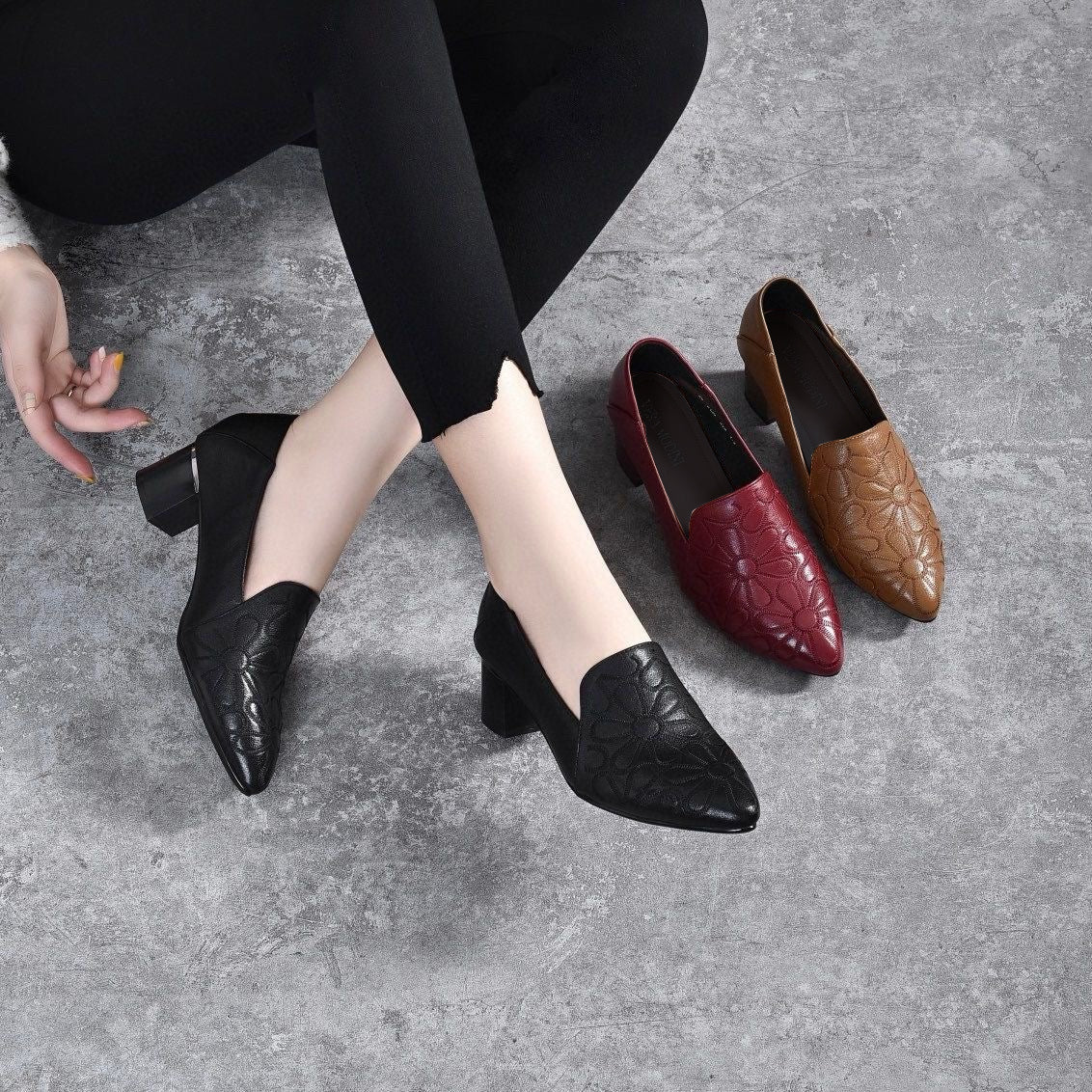 Olene | Soft Vegan Leather Embroidered Pumps Last day 80% off!