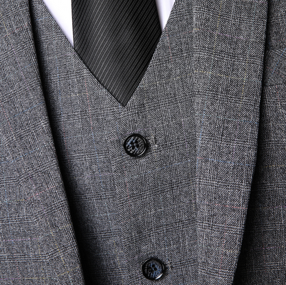 Wilson™ Elegant 3-Piece Suit Last day 80% off!