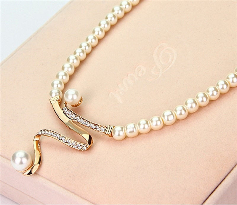 Natural Pearl Necklace + Earrings Set | Last day 80% off!