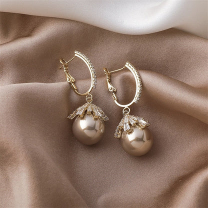 Malia Drop Earrings with Pearl | Last Day 80% Discount!