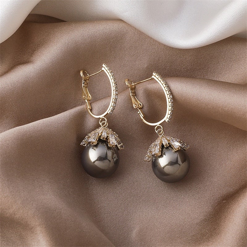 Malia Drop Earrings with Pearl | Last Day 80% Off!