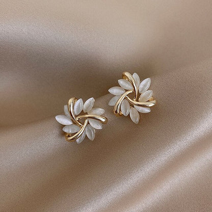 Luxury White Opal Earrings in Gold | Last day 80% off!