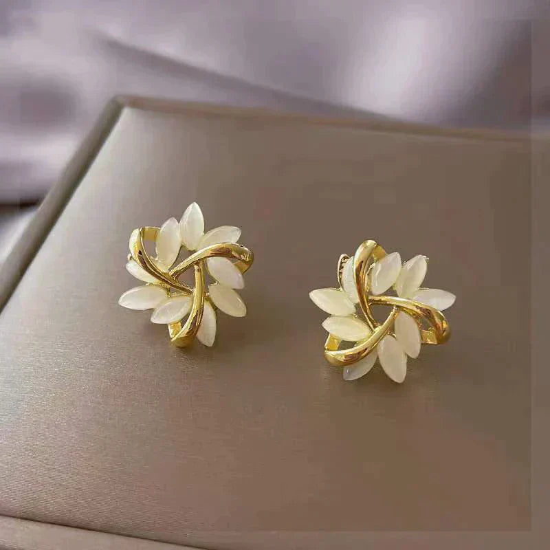 Luxury White Opal Earrings in Gold | Last day 80% off!