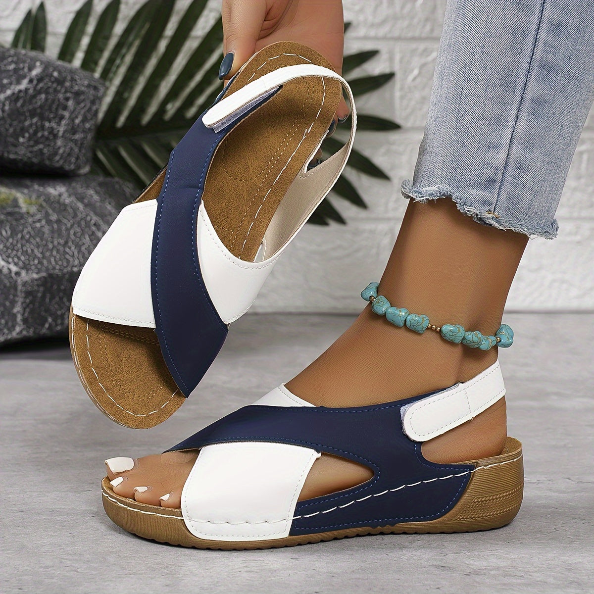 Laura™ | Comfortable Orthopedic Sandal | Last Day 80% Off!
