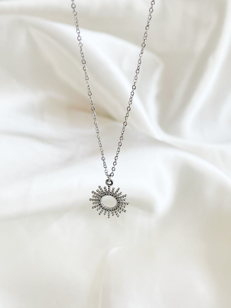 Here Comes The Sun – Necklace – Stainless Steel | Last Day 80% Off!