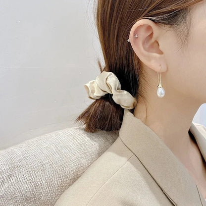 Helena Classic Pearl Earrings | Last Day 80% Off!